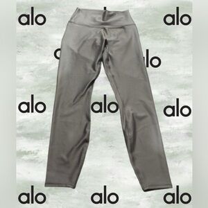 Unworn Women’s Alo Leggings in steel grey
